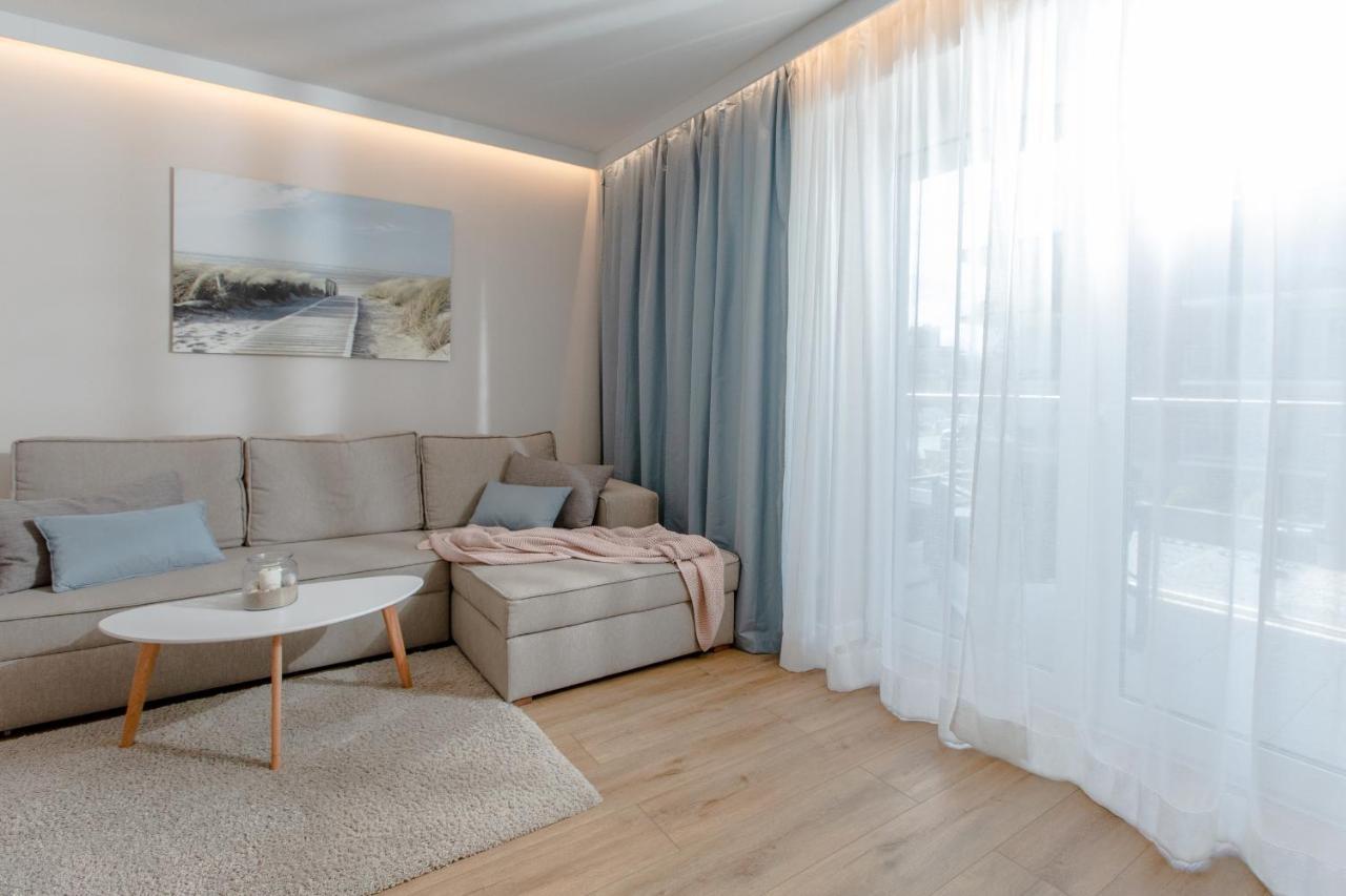 Rewal Blue Sun Morska Apartman Kültér fotó
